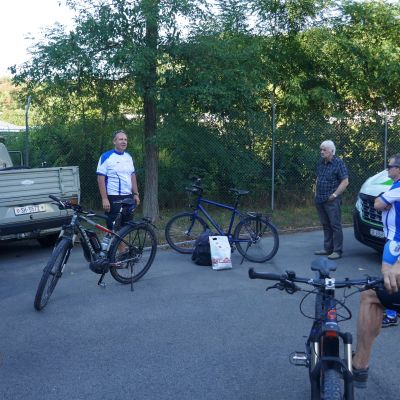 132 Im Schneckenacker Verabschiedung der Teilnehmer